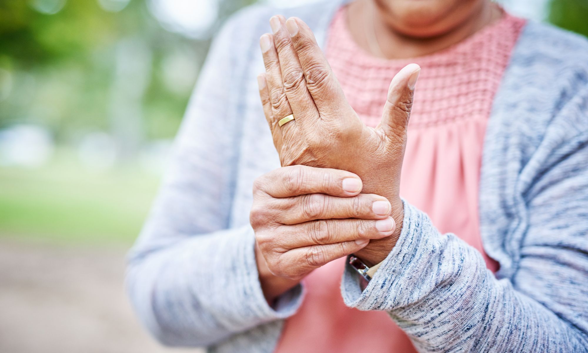 arthritis flossing brushing